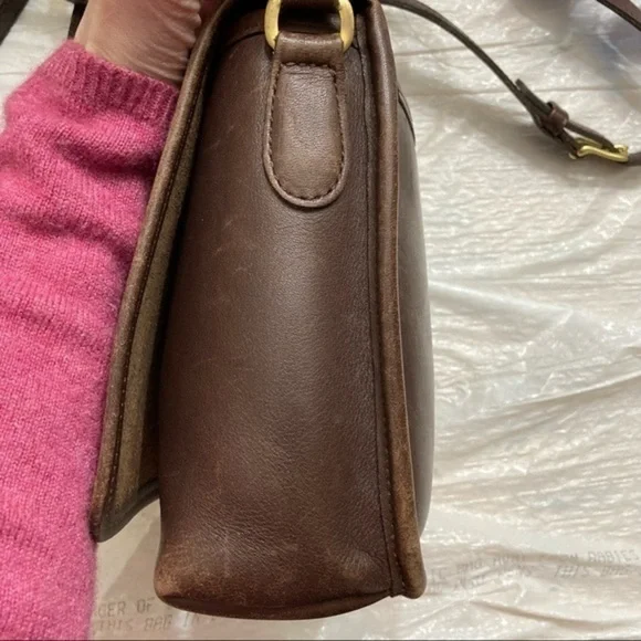 Coach vintage brown leather companion legacy messenger crossbody bag 9076